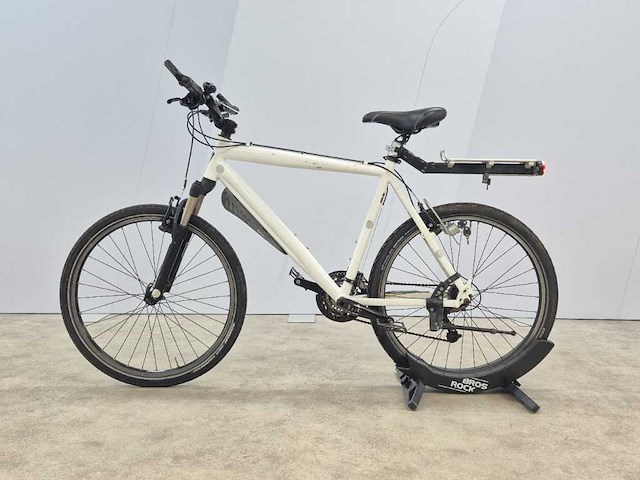 Batavus - mountainbike - patrol bike - mountainbike - afbeelding 1 van  8