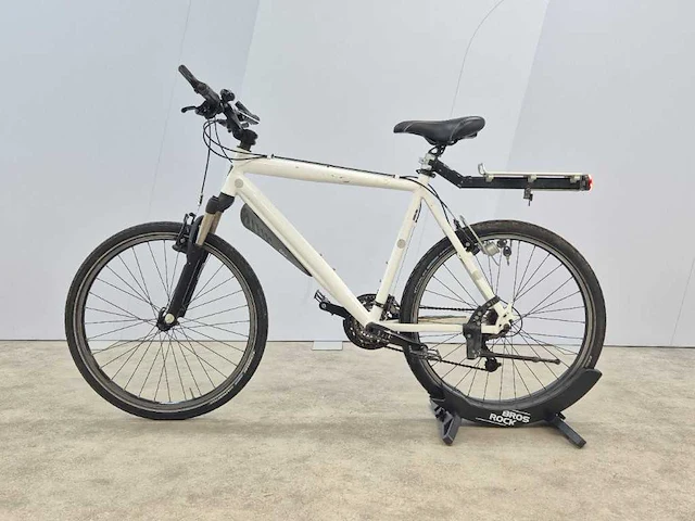 Batavus - mountainbike - patrol bike - mountainbike - afbeelding 1 van  8