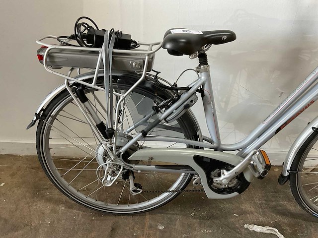 Batavus easy socorro elektrische fiets - afbeelding 11 van  16