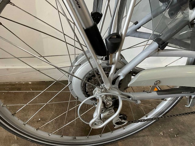 Batavus easy socorro elektrische fiets - afbeelding 14 van  16