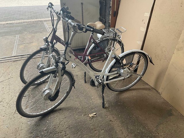 Batavus elektrische fiets (2x) - afbeelding 11 van  11