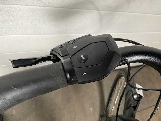 Batavus finez elektrische fiets - afbeelding 8 van  10