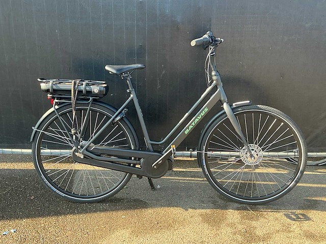 Batavus fonk elektrische damesfiets - afbeelding 1 van  9