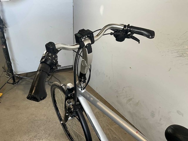 Batavus fuze elektrische fiets - afbeelding 4 van  6