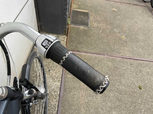 Batavus genova e go elektrische fiets - afbeelding 10 van  11