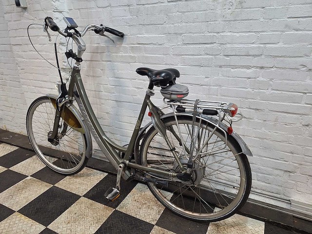 Batavus padova easy royal elektrische damesfiets - afbeelding 3 van  9