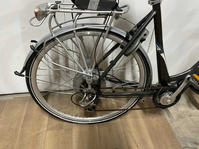 Batavus sr6 grandprix elektrische fiets - afbeelding 3 van  15