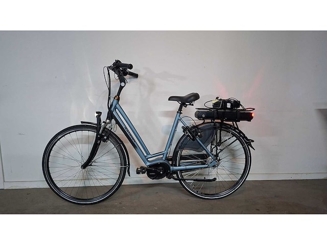 Batavus stream elektrische damesfiets fiets yamaha middenmotor - afbeelding 1 van  7