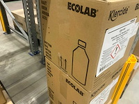 Batch ecolab klercide/klerwipe steriele doekjes, spuitfles en navulling - afbeelding 14 van  14