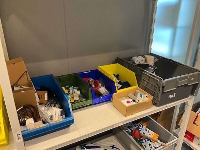 Batch kantoorbenodigdheden - afbeelding 10 van  22
