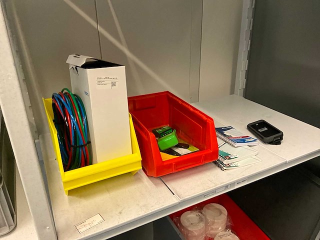 Batch kantoorbenodigdheden - afbeelding 19 van  22