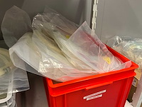 Batch laboratoriumapparatuur - afbeelding 14 van  66