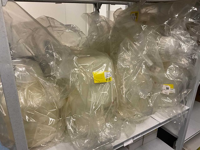 Batch laboratoriumapparatuur - afbeelding 36 van  66
