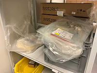 Batch laboratoriumapparatuur - afbeelding 53 van  66