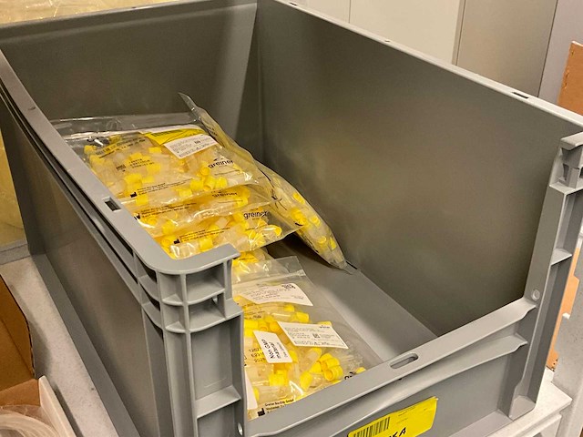 Batch laboratoriumapparatuur - afbeelding 59 van  66