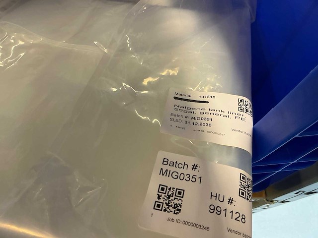 Batch laboratoriumbenodigdheden en planken - afbeelding 39 van  93