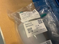 Batch laboratoriumbenodigdheden en planken - afbeelding 49 van  93