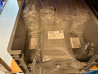 Batch laboratoriumbenodigdheden en planken - afbeelding 68 van  93
