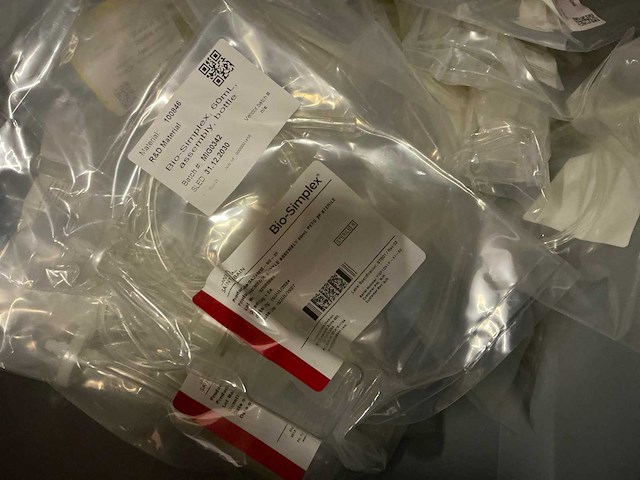 Batch laboratoriumbenodigdheden en planken - afbeelding 78 van  93