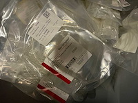 Batch laboratoriumbenodigdheden en planken - afbeelding 78 van  93