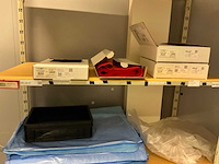 Batch laboratoriumbenodigdheden en planken - afbeelding 10 van  23