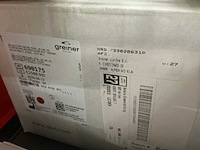 Batch peteidish, schoorsteenput-microplaten en gele cryo-buisjes - afbeelding 3 van  14