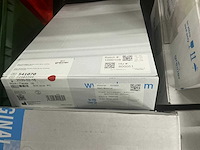 Batch peteidish, schoorsteenput-microplaten en gele cryo-buisjes - afbeelding 4 van  14