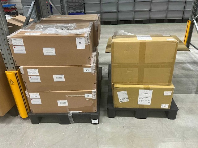 Batch van cleanroomdoekjes en mycap flessluiting - afbeelding 1 van  8