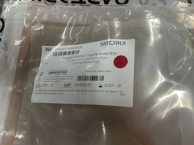 Batch van cleanroomdoekjes en mycap flessluiting - afbeelding 3 van  8