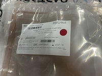Batch van cleanroomdoekjes en mycap flessluiting - afbeelding 3 van  8
