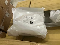 Batch van cleanroomdoekjes en mycap flessluiting - afbeelding 5 van  8