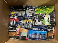 Batterijen o.a. varta, duracell - afbeelding 1 van  1
