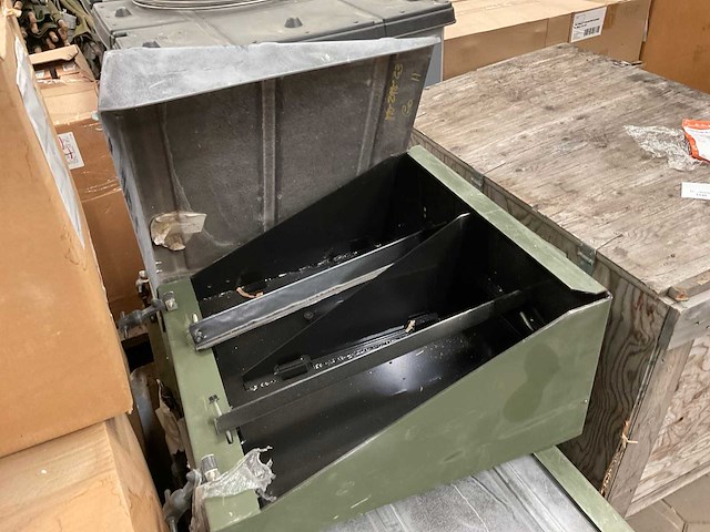 Battery box - afbeelding 1 van  4