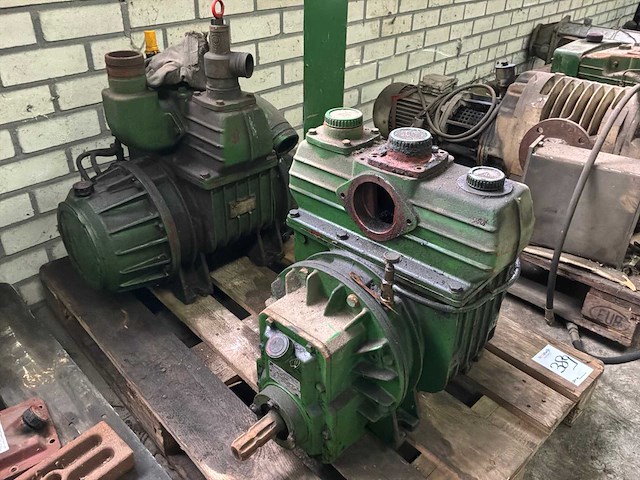 Battioni mestpomp - afbeelding 1 van  6