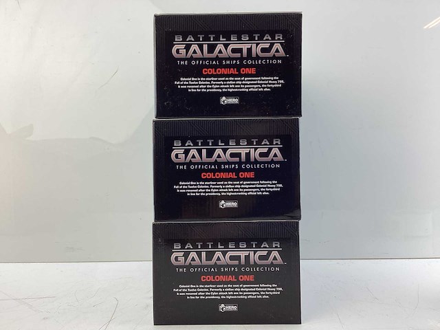 Battlestar galactica-replica: colonial one (3x) - afbeelding 4 van  5