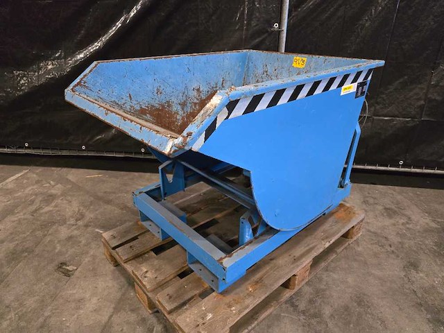 Bauer - 2018 - bkm 30 - kiepcontainer - afbeelding 1 van  5