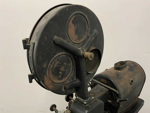 Bauer - decoratieve antieke bioscoop filmprojector - afbeelding 7 van  24