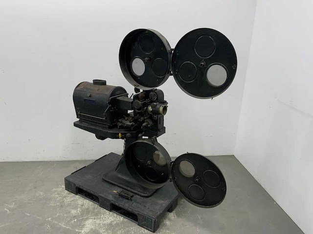 Bauer - decoratieve antieke bioscoop filmprojector - afbeelding 24 van  24