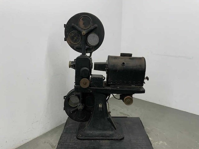 Bauer - decoratieve antieke bioscoop filmprojector - afbeelding 6 van  15