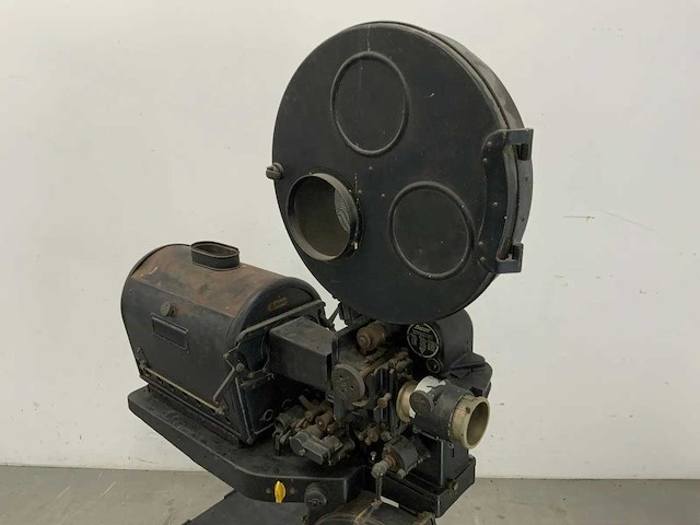 Bauer - decoratieve antieke bioscoop filmprojector - afbeelding 8 van  15
