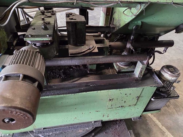 Bauer - hs 300 - bandzaagmachine - afbeelding 8 van  10