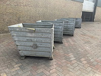 Bauer bsk 90 stapelbare kiepbak - afbeelding 1 van  7