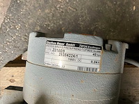 Bauer elektromotor met reductiekast (2x) - afbeelding 3 van  4