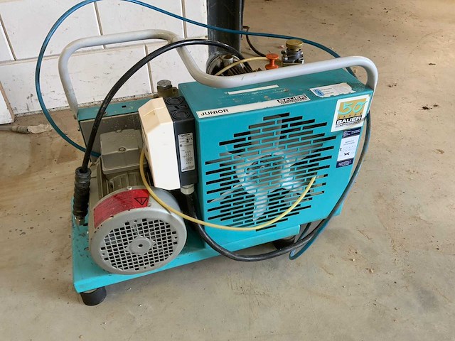 Bauer junior j3e luchtcompressor - afbeelding 4 van  10