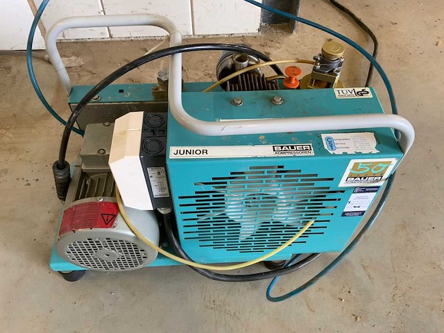 Bauer junior j3e luchtcompressor - afbeelding 9 van  10