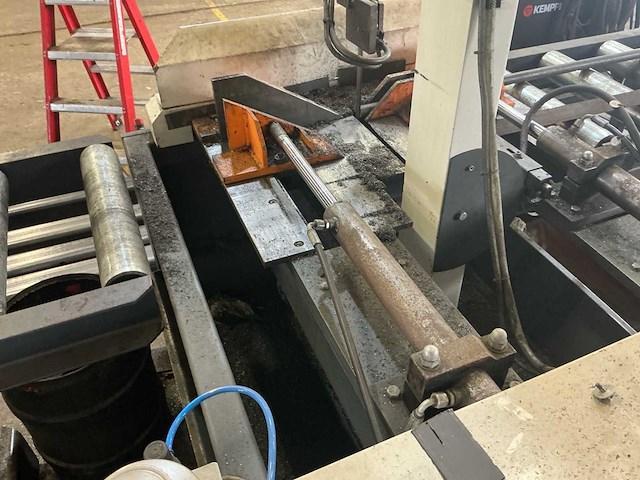 Bauer sägemaschinen - 2008 - vg 320st - lintzaagmachine - afbeelding 3 van  18