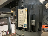 Bauer sägemaschinen - 2008 - vg 320st - lintzaagmachine - afbeelding 10 van  18