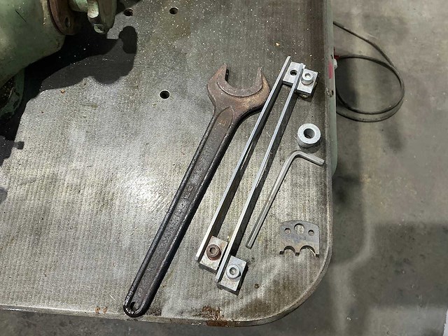 Bäuerle - tafel- en spilfreesmachine - afbeelding 15 van  23