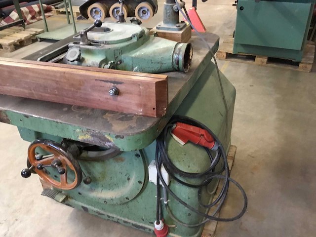 Bauerle fsm/2 kantelspilfreesmachines - afbeelding 6 van  10