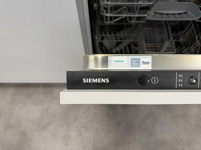 Bauformat - showroomkeuken met apparatuur - afbeelding 5 van  72